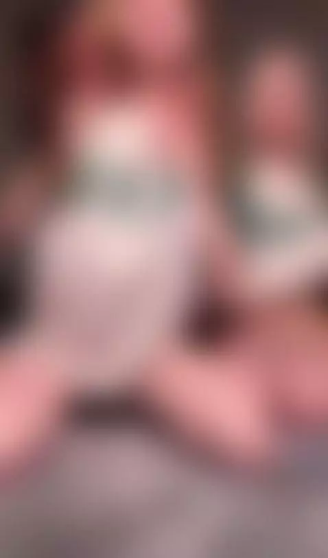 Just lifted my shirt a little… and suddenly things got a lot... by xsweetxcherry