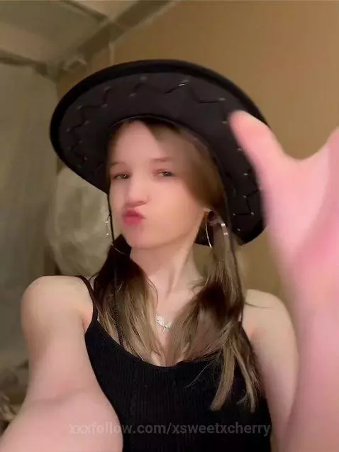 Do you like my appearance today by xsweetxcherry