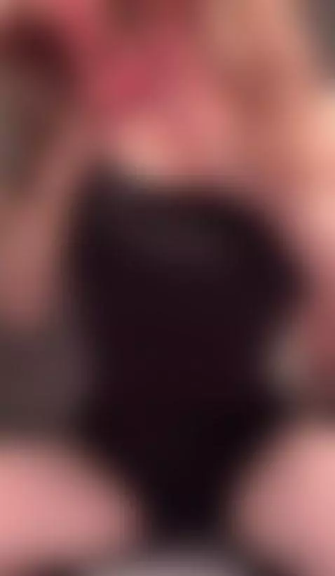 Seductive girl by xsweetxcherry