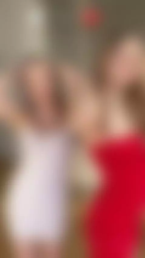 what color do you like most white or red by xsweetxcherry