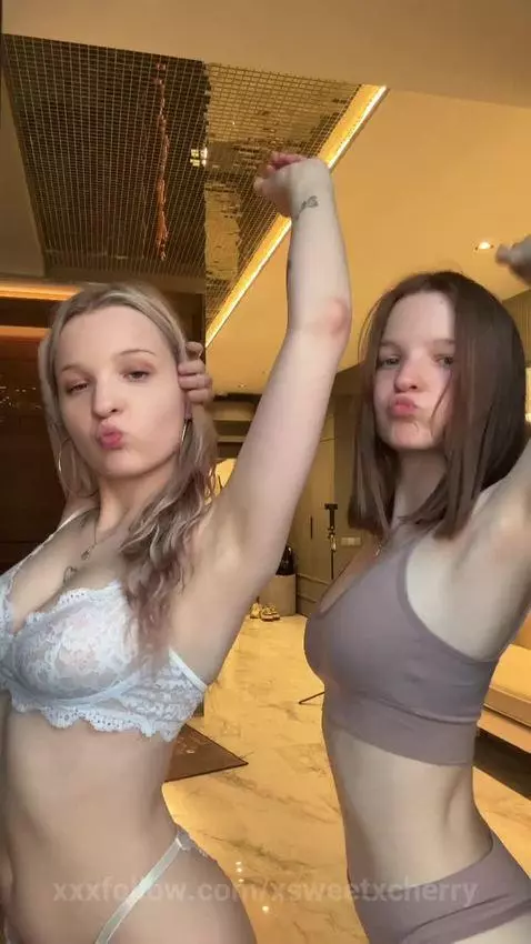 do our armpits turn you on by xsweetxcherry