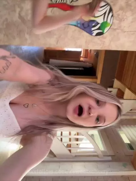 seductive twins by xsweetxcherry