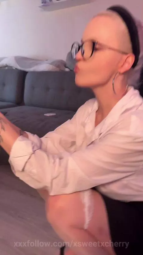 Caught you staring… want a closer look? by xsweetxcherry