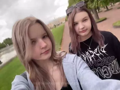 It's fun to walk with my sister in the park by xsweetxcherry