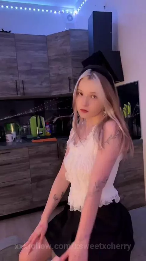 I masturbate against the edge of the couch. by xsweetxcherry