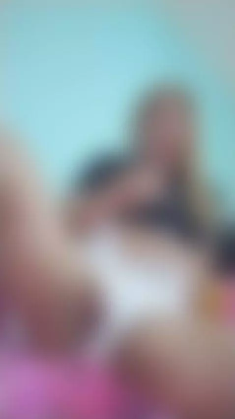 cachonda 😅 by luceaguilar