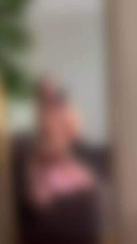 Want to see me on your knees? by mary-tone