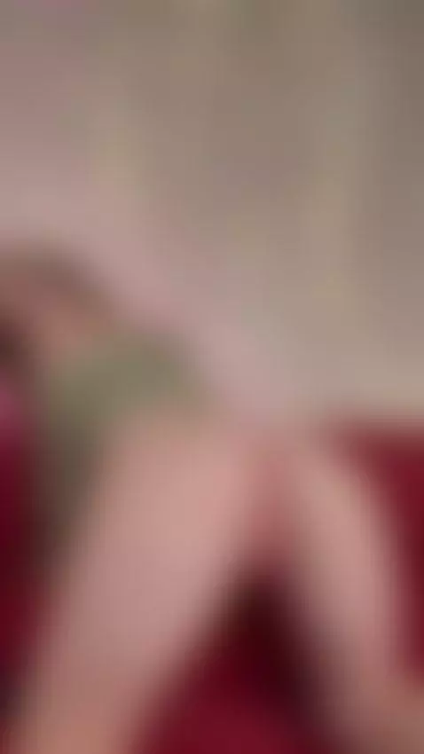 shake dat ass 👀 by mary-tone