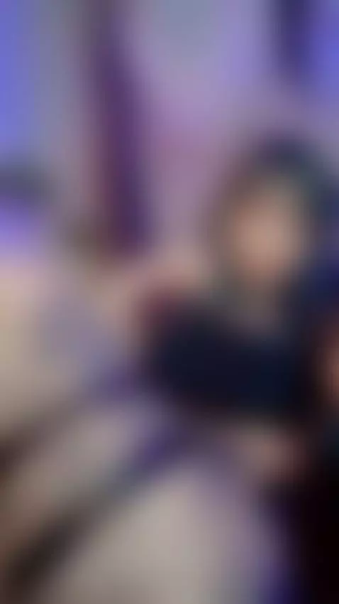 🌚🌚🌚 give me a kiss!! by kiannamills