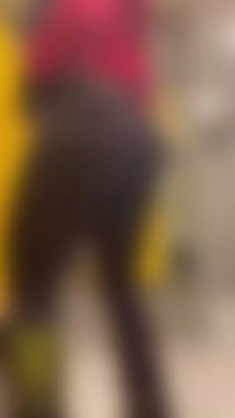 Bailando en el gym by michellewick
