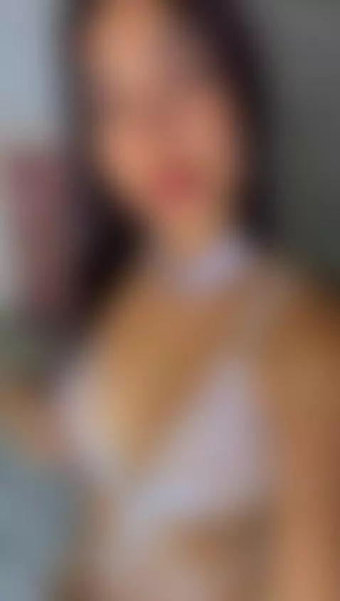 Welcome to my world darling! 🥵 by tini-angel