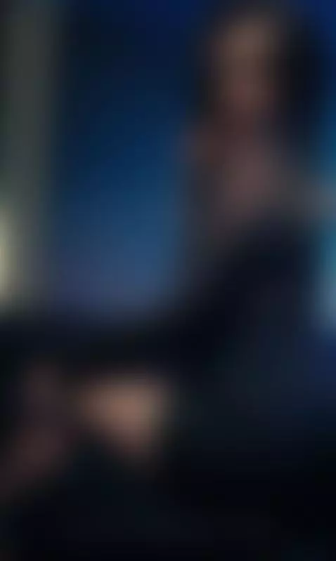 I wanna be your sexy girl, let me tease you with my body 🌸 by abby-haken