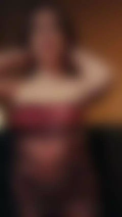 You Think This Is Hot? Wait Till You See My Page 🔥📲 by abby-haken