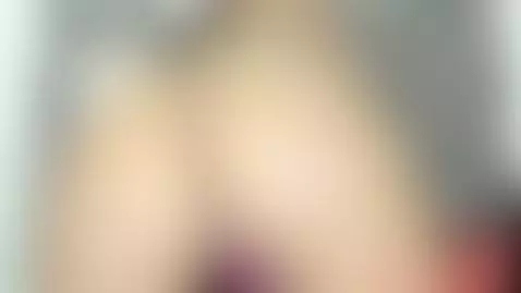 I'm online guys 🥵🥵 by kaitllyn-queen