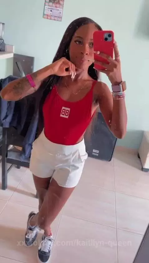 😈😈😈😈😍😍😍😍 by kaitllyn-queen