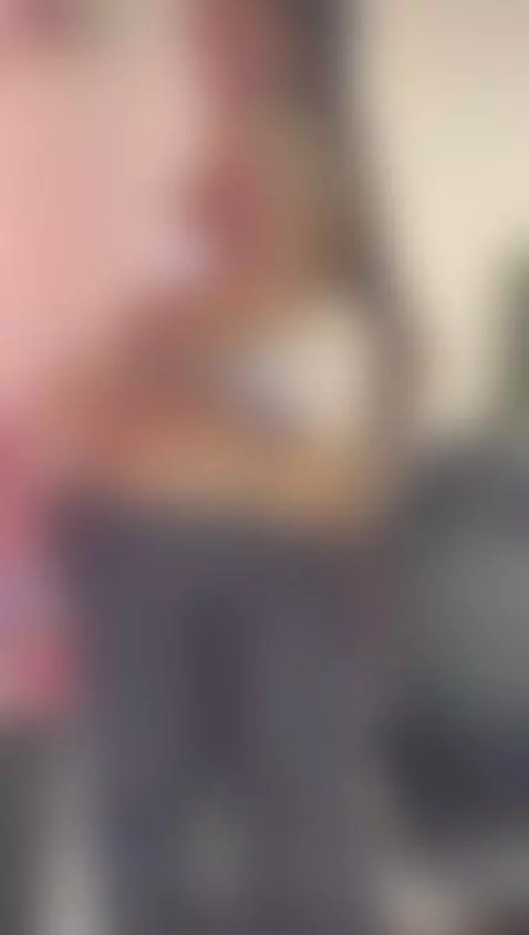 I'm online guys 🥵🥵 by kaitllyn-queen