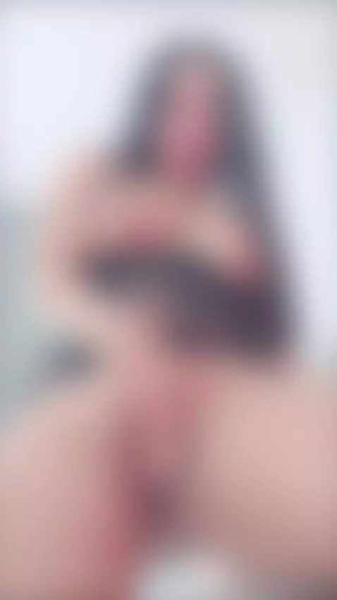 come i'll be online by sashaamoon