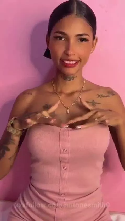 Look at my breasts with implants by antonesmith0