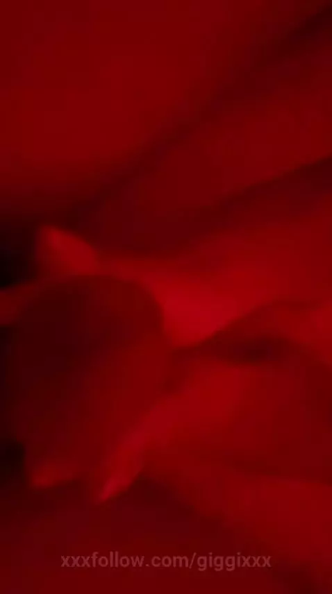 feet in my meat by giggixxx