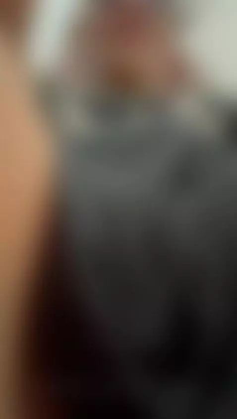 Sexy  pussy in your face | IM ONLINE 💙 by lolaalopezz69