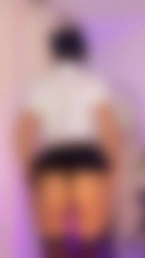 🔥Take off my panty and punish me 🔥 by emilyruiz1