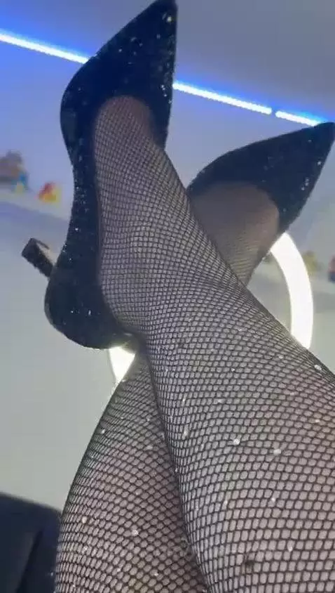 I want to do many things with my heels to model you by miia-soler