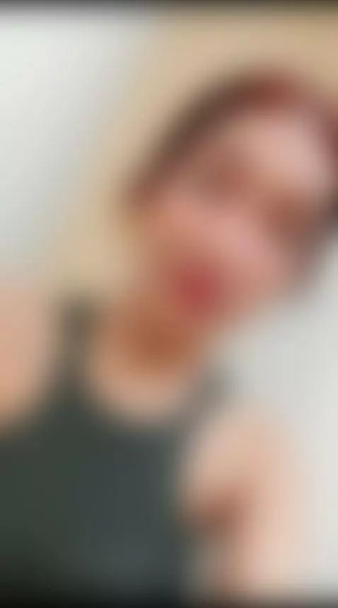 If you guess what I'm thinking about, I'll give it to your l... by elywhite