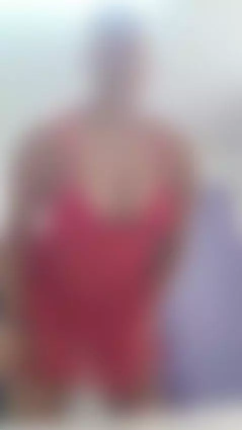 a very sexy woman with a great ass...😋🍑 by juliagomesss