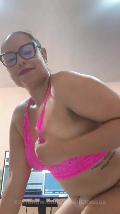 🍑 Everything you imagine… I make it wetter.
https://onlyfans... by juliagomesss