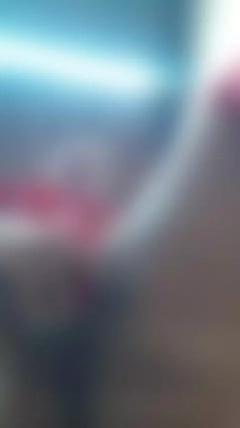 Wearing red to provoque u by juliagomesss