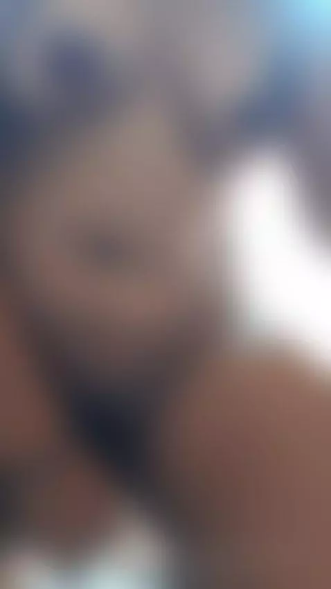 Better behind or in front...🍑🤤😈 by juliagomesss