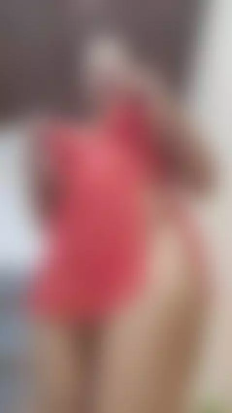 I´m feeling so sexy and horny!
My blue page free for a month... by juliagomesss