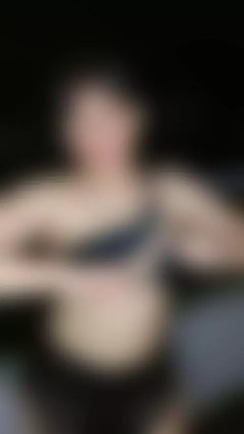 hello guysss by gabyfoxster