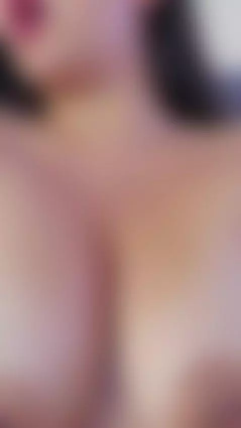 Boobs senpai by cutepenelope