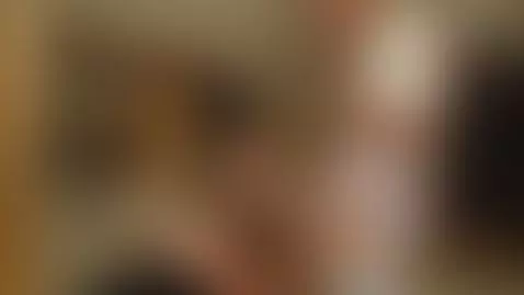 llego el amigo  de mi hijo  y tiene una enorme polla by catasanchezweb