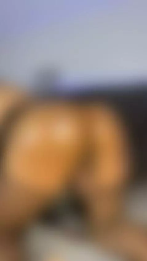 like oil? by camilaxhot22