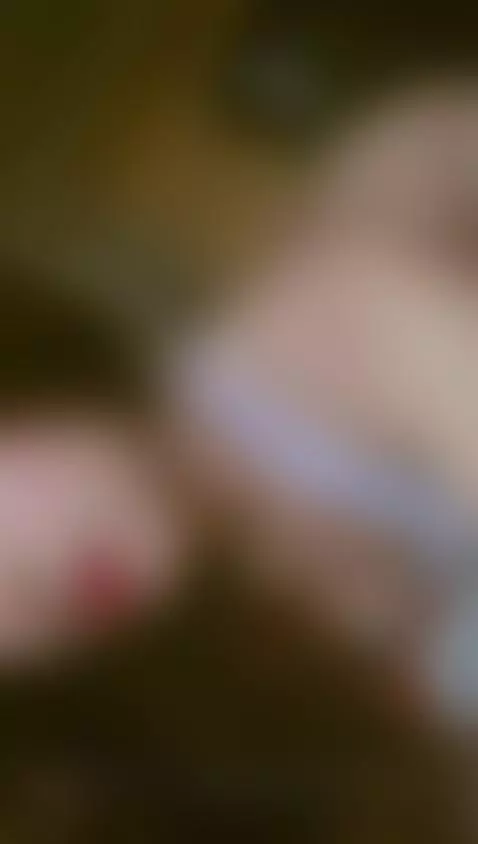 do you wanna Kiss me ? by ayannaknowlees1