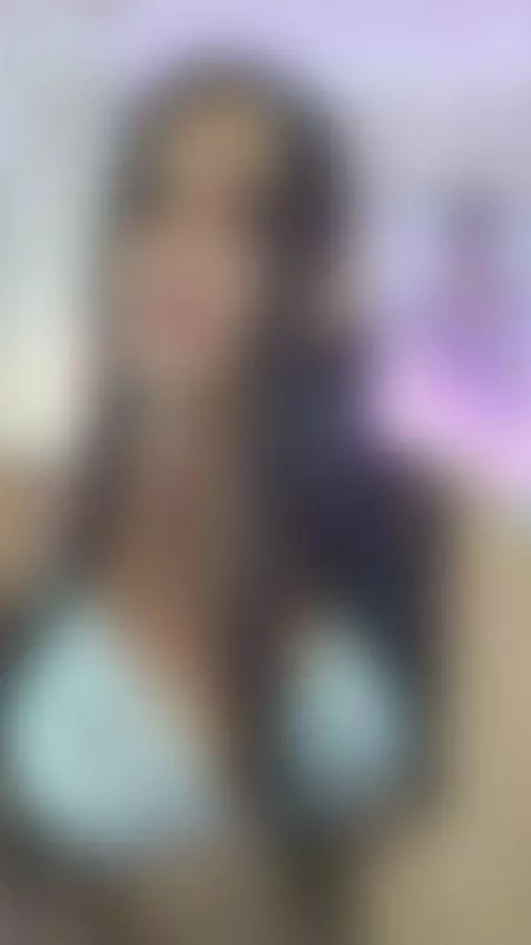 .camsoda.com/gabrielalozada by gabrielalozada