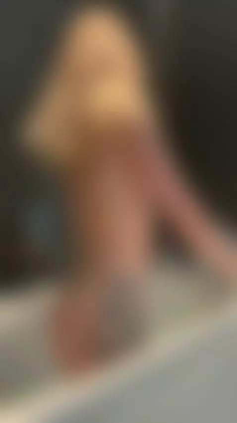 bury yourself in my hole😋 by alisashea