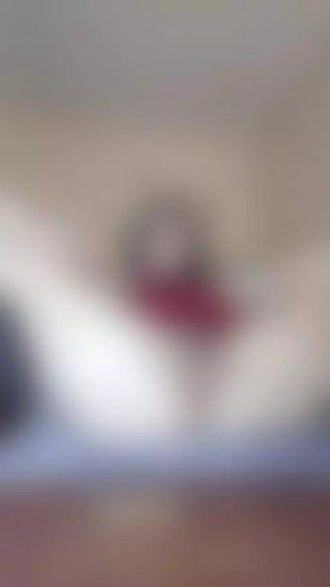 Fuck me while you make my legs more flexible by sophiieelee