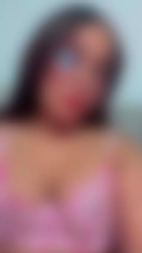 Bésame by ammira-kohli