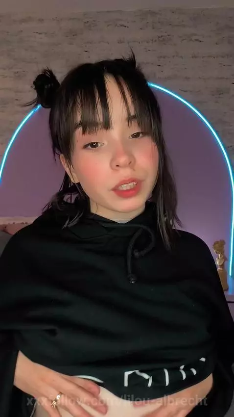 Hiiii by lilou-albrecht