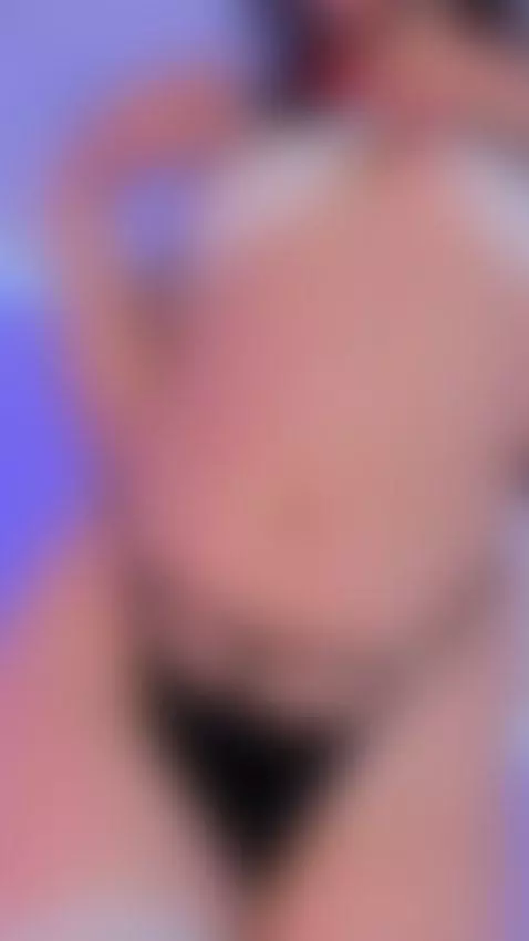 Where the light falls, something happens by lilou-albrecht