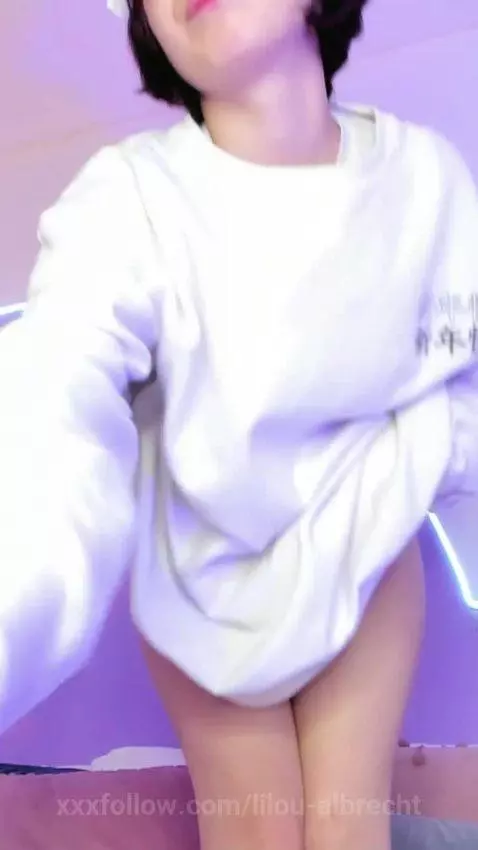 you like this petite's ass? by lilou-albrecht