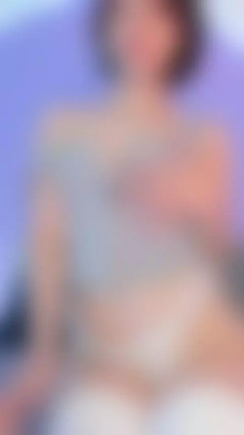 Take off my clothes and fuck me by lilou-albrecht