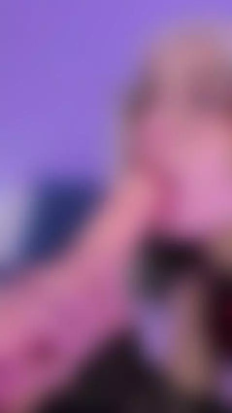 I missed sucking your cock too much by lilou-albrecht