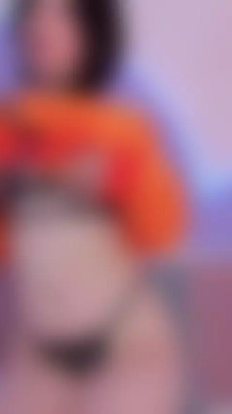 Help me take off my clothes by lilou-albrecht