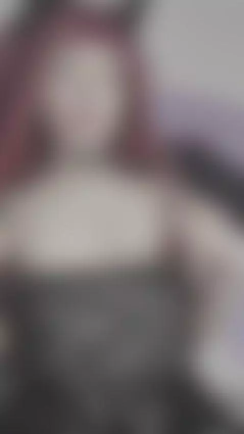 A vampire that wants to be fucked by lilou-albrecht