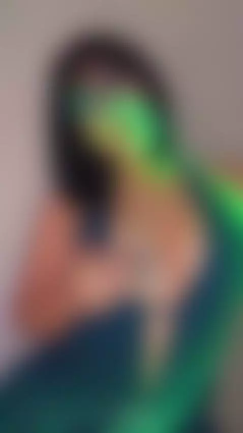 Watch Me Pull My Top Down – Big Tits & Glasses Close-Up by msmartinasmith