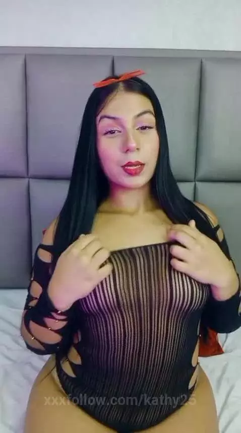 blancanieves With a giant ass by kathy25